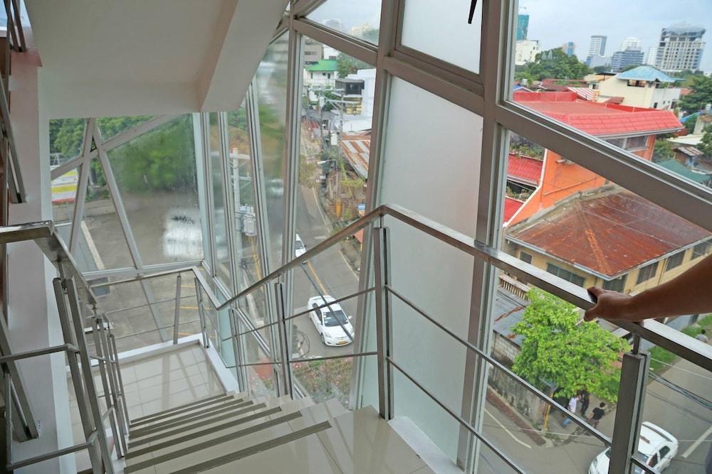 Travelbee Fuente Inn Cebu Extérieur photo