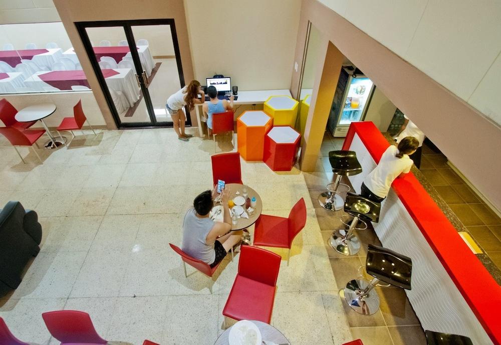 Travelbee Fuente Inn Cebu Extérieur photo