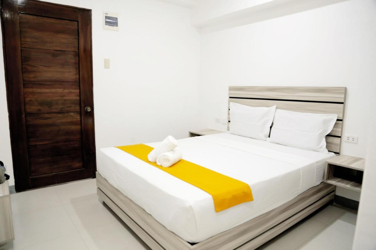 Travelbee Fuente Inn Cebu Extérieur photo