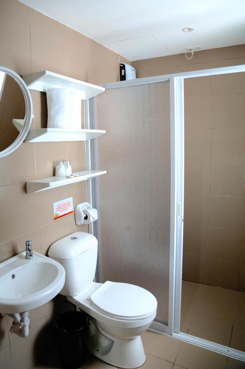 Travelbee Fuente Inn Cebu Extérieur photo